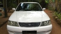 Nissan Bluebird FAC-SA-25SE-300048