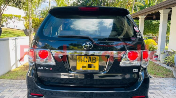 Toyota Fortuner FAC-SA-25SE-230016
