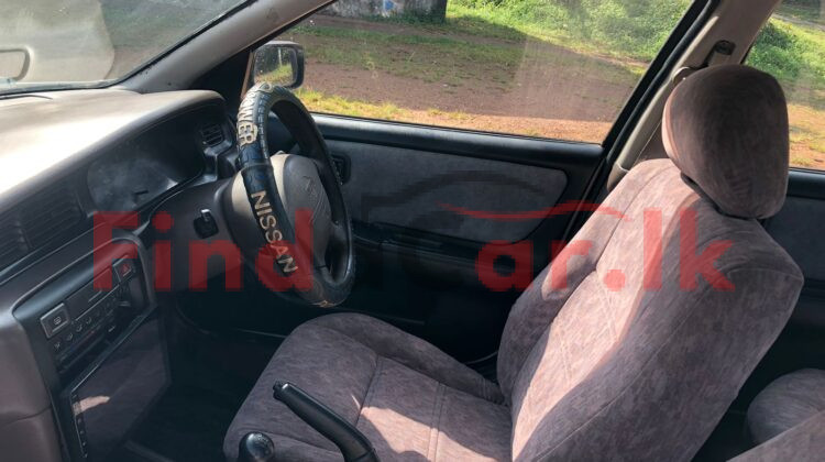 Nissan Bluebird FAC-SA-25SE-300048