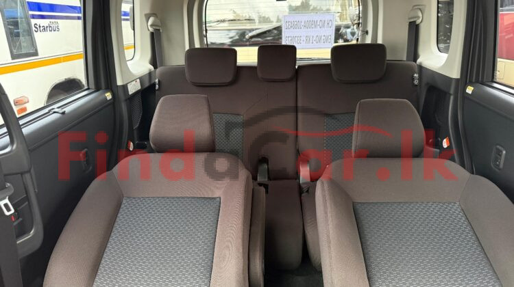 Toyota Roomy FAC-SA-25SE-300046