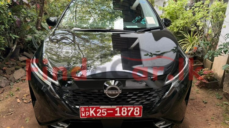 Nissan Aura FAC-SA-25OC-020064