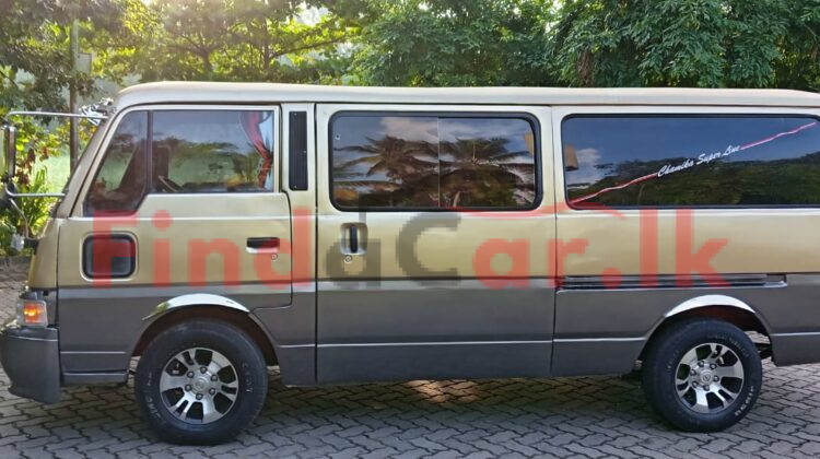 Nissan VRG Carvan FAC-SA-25OC-220148