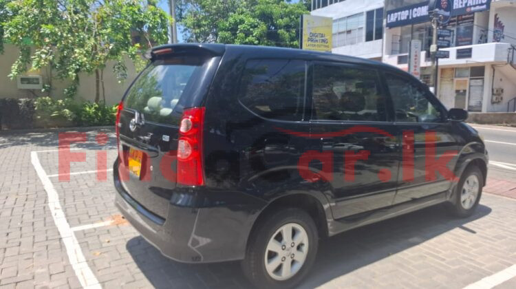 Toyota Avanza FAC-SA-25OC-070078