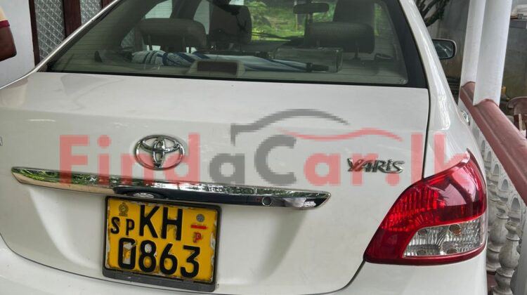 Toyota Yaris FAC-SA-25OC-160127