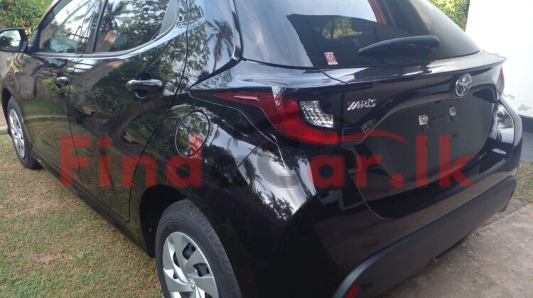 Toyota Yaris FAC-SA-25OC-230157