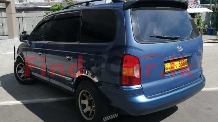 Hyundai Trajet Jeep FAC-SA-25OC-240165