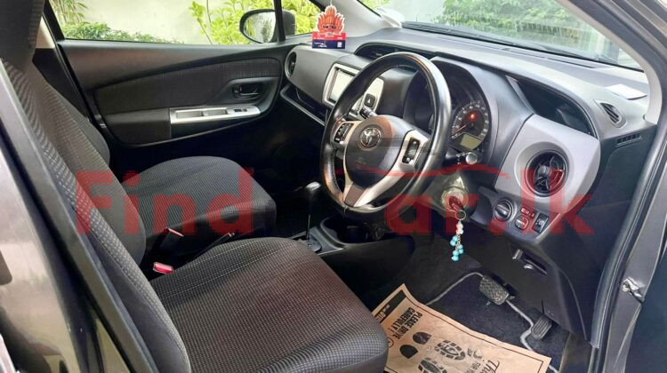 Toyota Vitz FAC-SA-25OC-210139