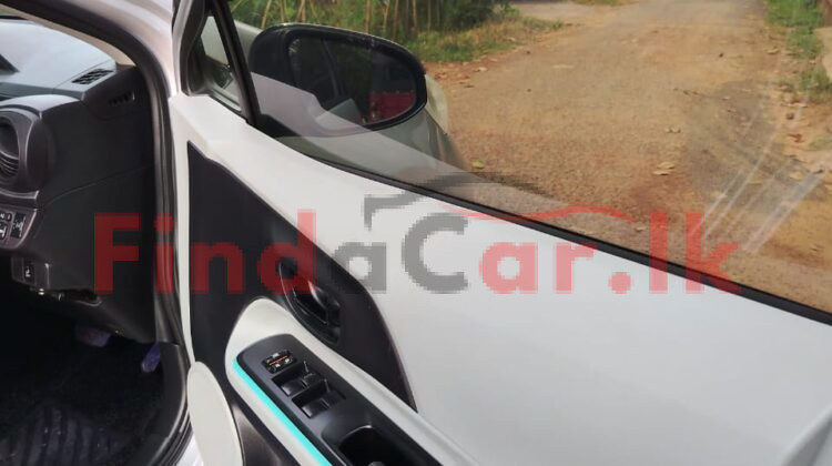 Toyota Aqua FAC-SA-25OC-220145