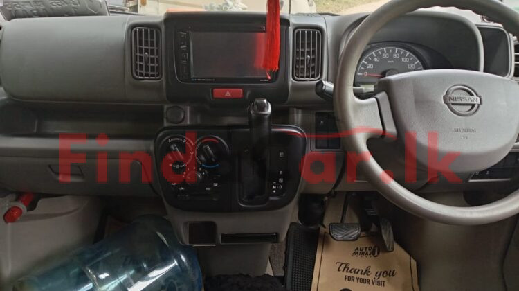 Suzuki NV100 FAC-SA-25OC-230159