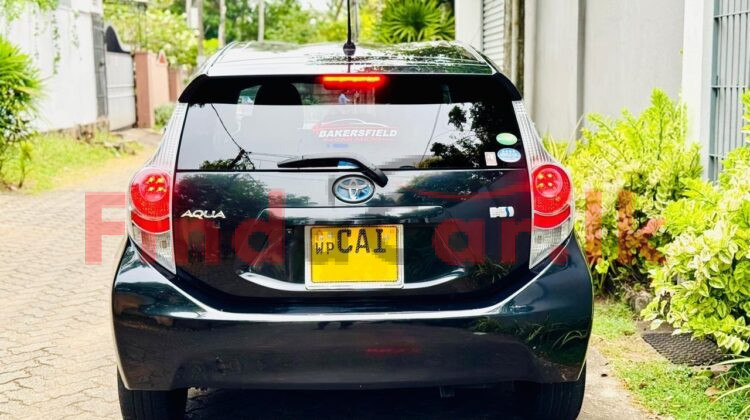 Toyota Aqua FAC-SA-25OC-130106