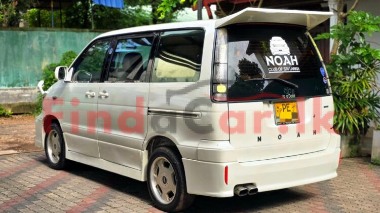 Toyota Noah FAC-SA-25OC-240164