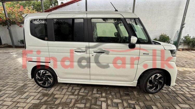 Suzuki Spacia Custom FAC-SA-25OC-310181