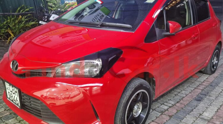 Toyota Vitz FAC-SA-25NO-040186