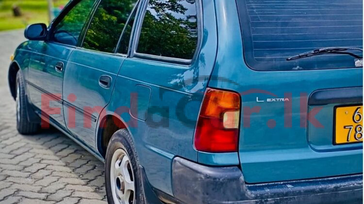 Toyota Corolla L Extra FAC-SA-25NO-070196