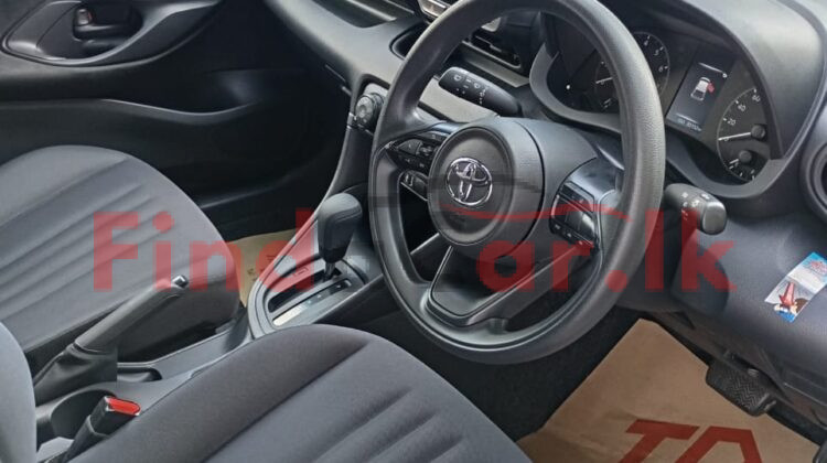 Toyota Yaris FAC-SA-25NO-100197