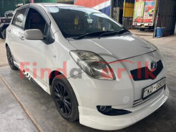 Toyota Vitz FAC-SA-25NO-100204