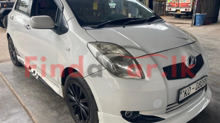 Toyota Vitz FAC-SA-25NO-100204