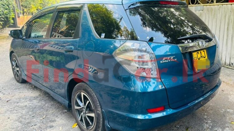 Honda Fit shuttle FAC-SA-26FE-200282