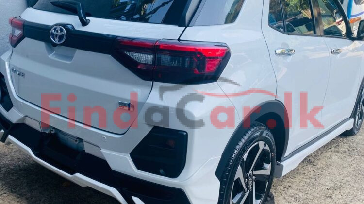 Toyota Raize Hybrid | FAC-SA-26JN-220299
