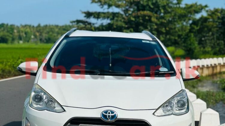 Toyota Aqua X Urban | FAC-SA-26JL-080359