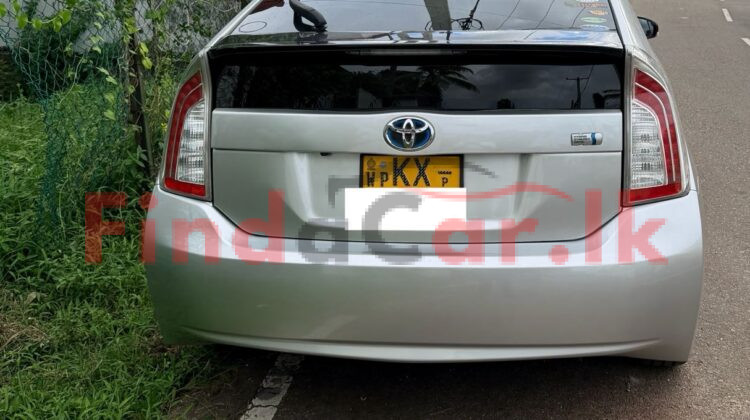 Toyota Prius | FAC-SA-26JL-080371