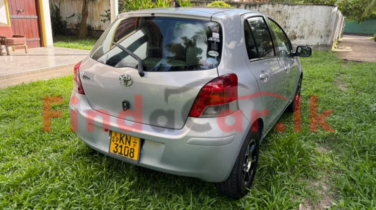 Toyota Vitz | FAC-SA-26JL-120378