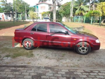Mazda 323 Bj 1 | FAC-SA-26JL-040403