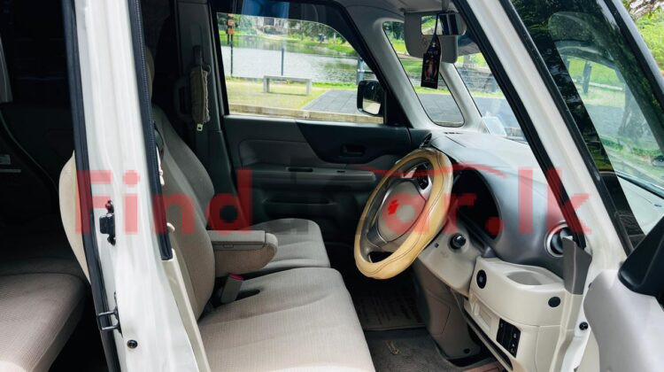 Suzuki spacia | FAC-SA-26JL-070415