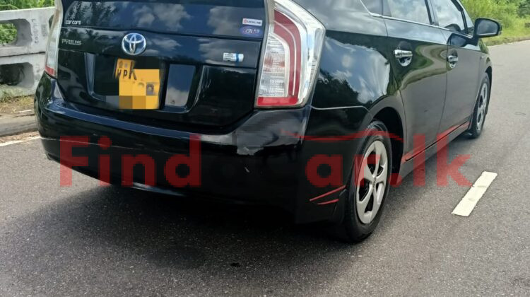 Toyota prius | FAC-SA-26JL-170462