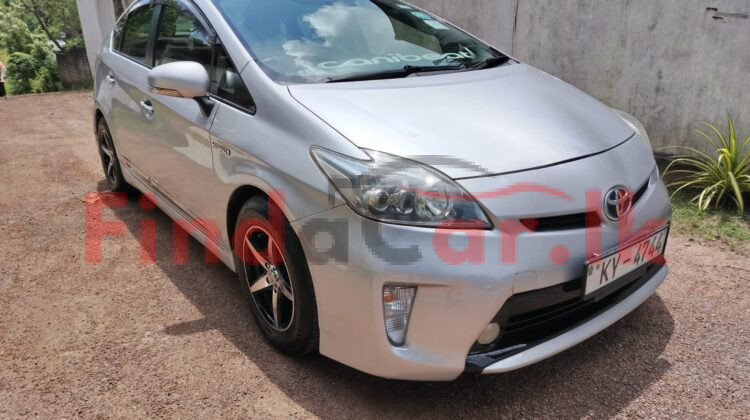 Toyota prius | FAC-SA-26JL-240459