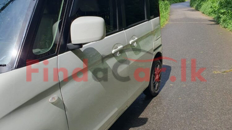 Suzuki spacia