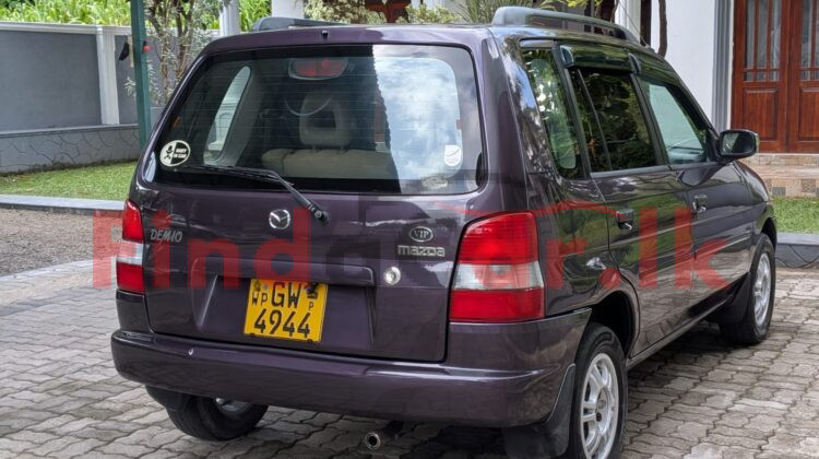 Mazda demio