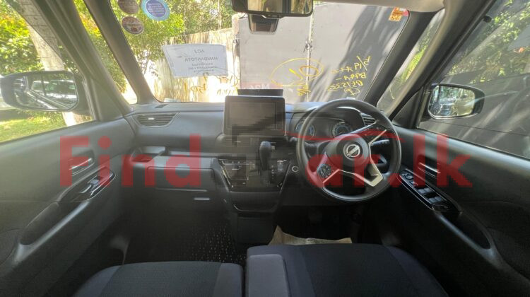 Nissan roox highway star x